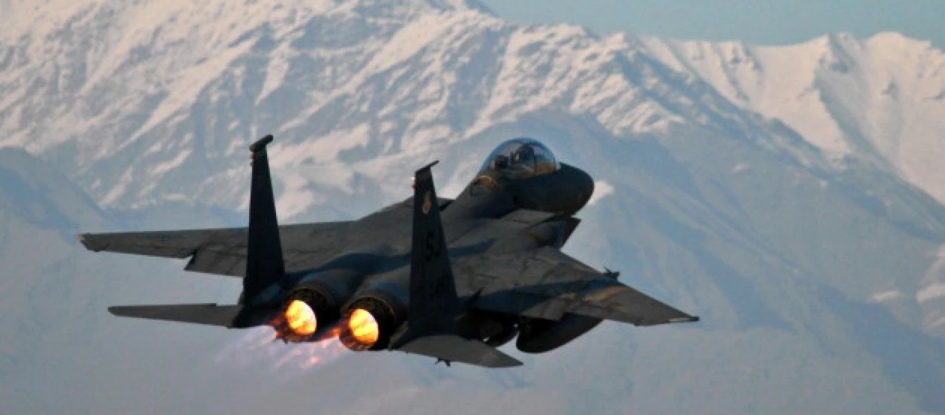 Η μοναδική ιστορία του πιλότου που εκτινάχθηκε όταν πετούσε με υπερηχητική ταχύτητα και επιβίωσε! Bίντεο